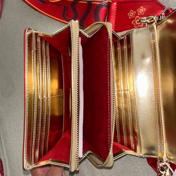 Red Designer Women's Bag Betsey Johnson Pretty Crossbody Bag - NWT - Picture 11 of 16